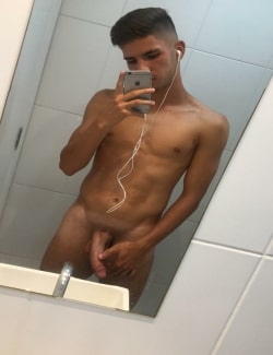 Big cock on this nude boy